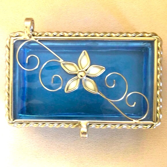 Other - Glass stained Jewelry box with flower detail